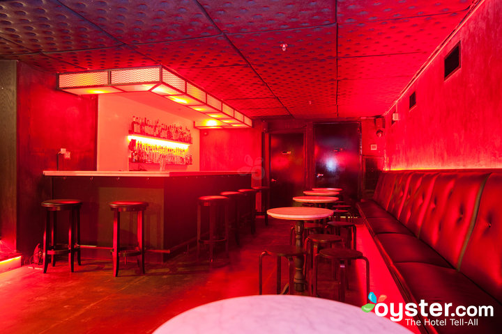 hail-hail-bar-v3604085-720